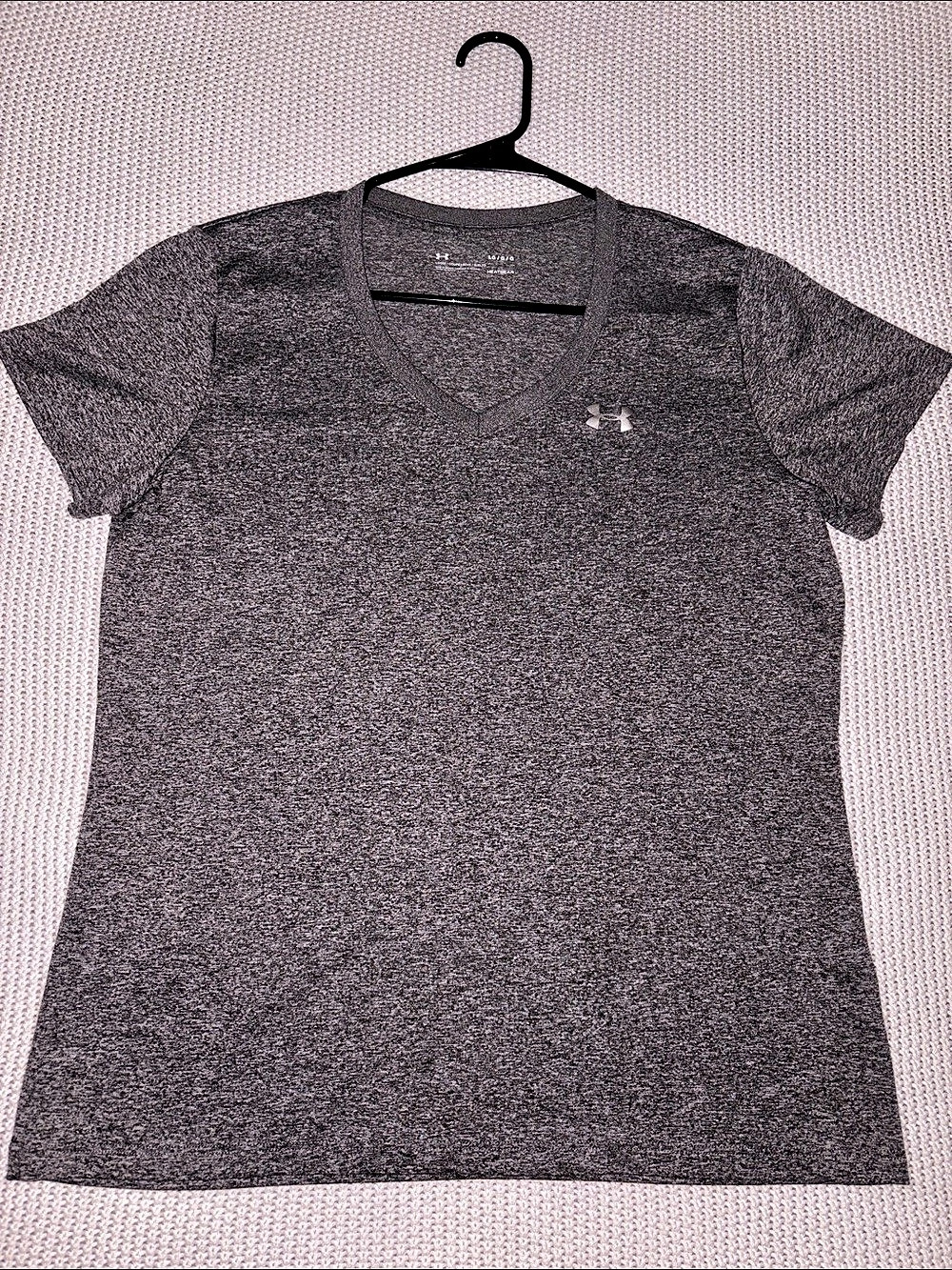 Under Armour Women's UA Tech V-Neck Short Sleeve Gray Large